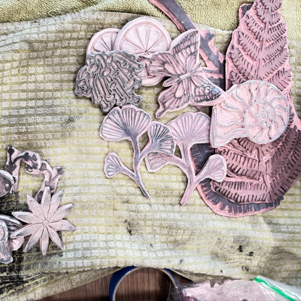 Eddie Bauer Light Teal Floral Gingko Leaf Printed Half-Zip Pullover Sweatshirt - Picture 9 of 9